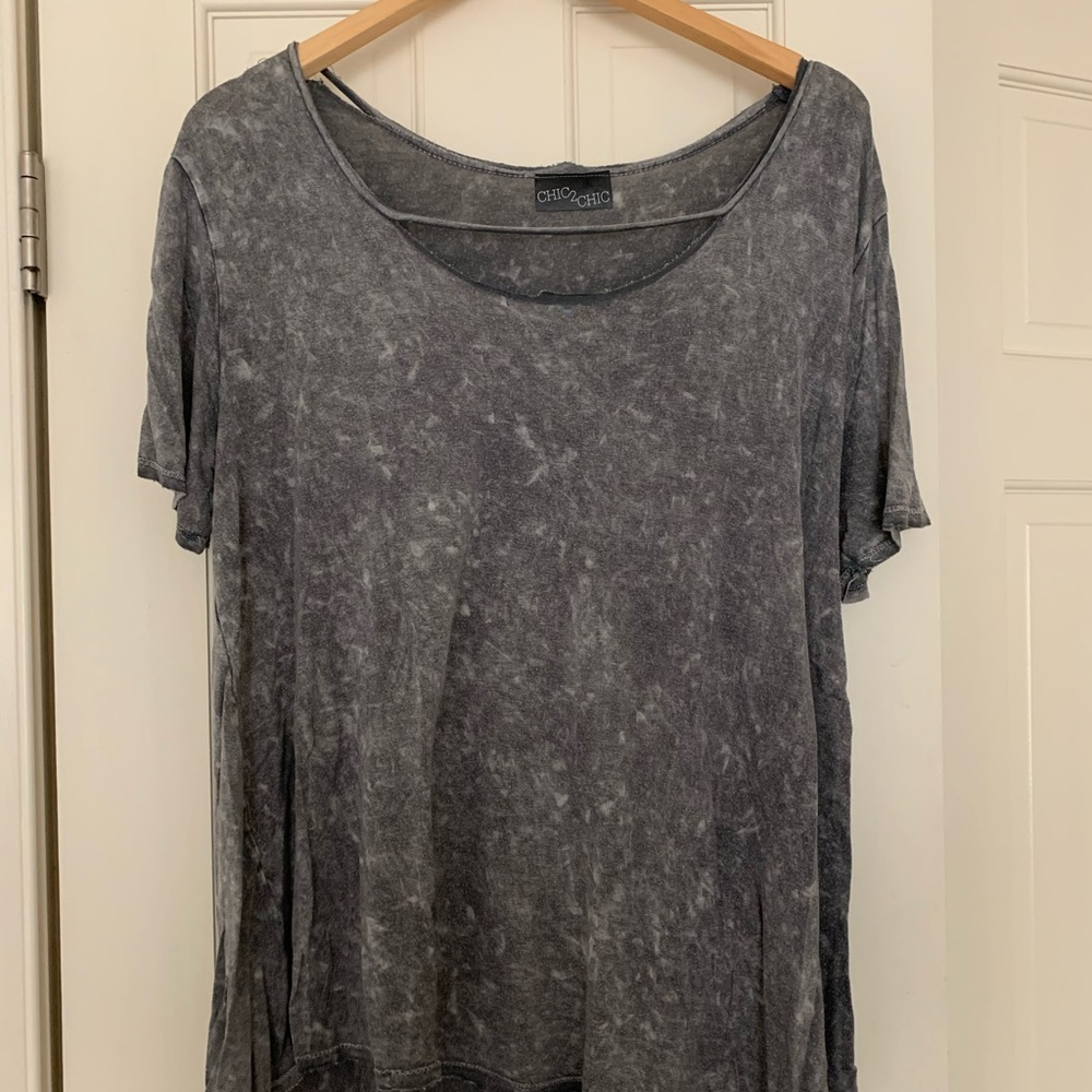 Grey and white tie dye t-shirt